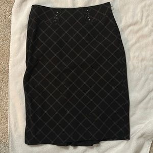 Pleaded skirt White House Black Market